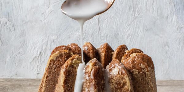 Easy Sweet Glaze for Baking