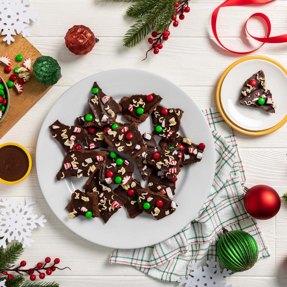 Peppermint Chocolate Cookie Bark | Low Sugar Recipe